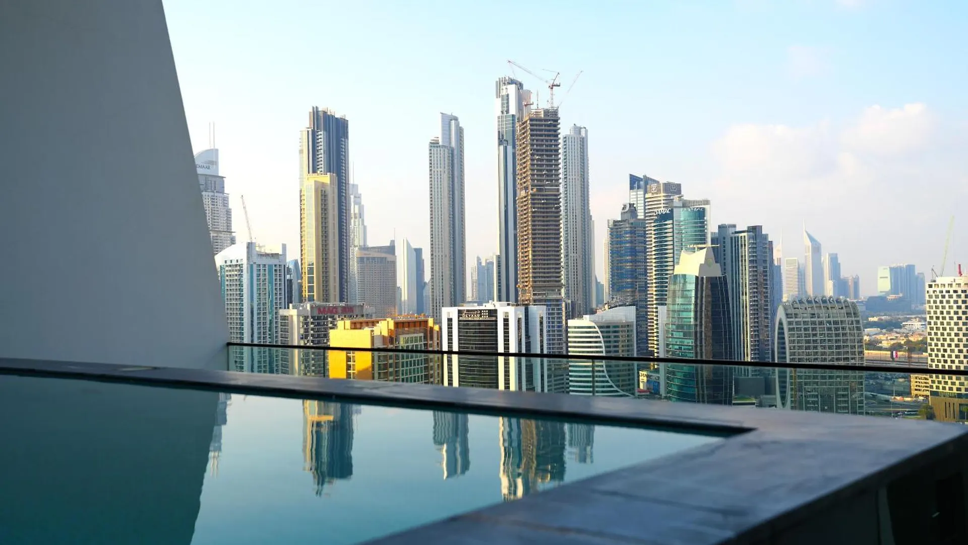 דירות דובאי Private Pool Penthouse In Center 0*,  איחוד האמירויות הערביות